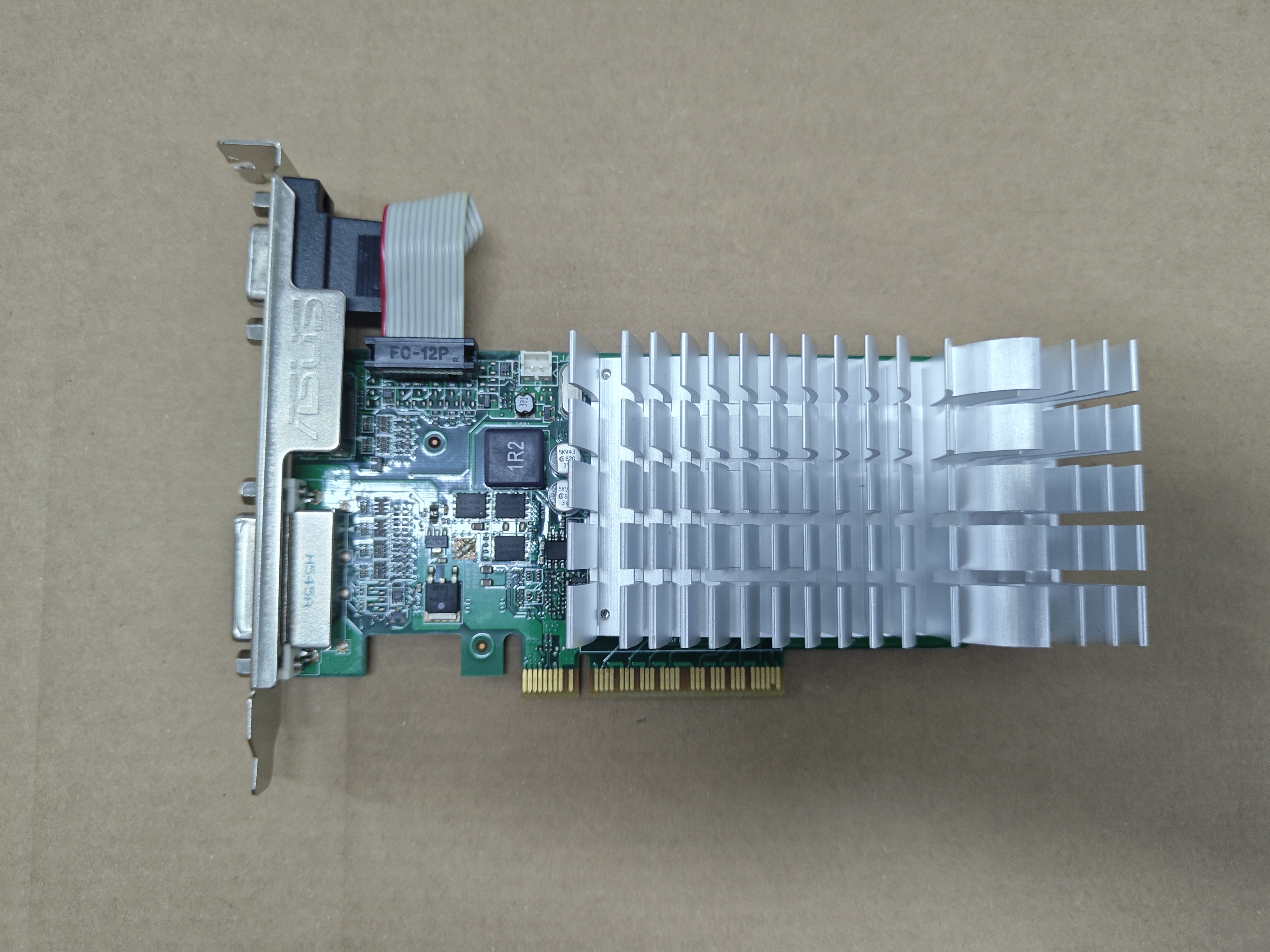 ASUS GT720 2GD3 V2 DP CARD gra - Pc Gaming Nvidia recensione e prezzo